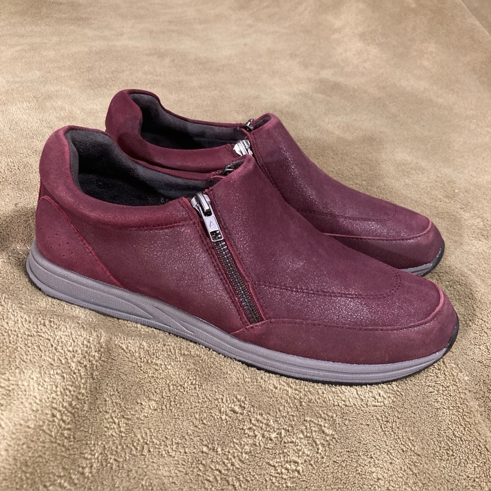 NIB Aerosoles Vintage 80s 90s Leather Side Zip Sing Along Shoes Purple Size 8.5M